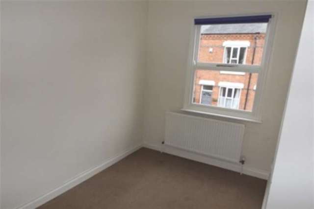  Image of 3 bedroom Terraced house to rent in Bulwer Road Leicester LE2 at Leicester, LE2 3BW