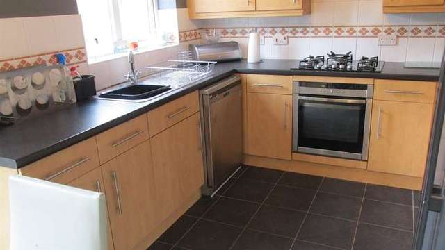  Image of 4 bedroom Detached house for sale in Cae Castell Loughor Swansea SA4 at Loughor Swansea Swansea, SA4 6UJ