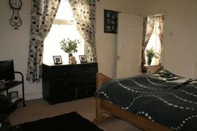  Image of 4 bedroom Terraced house for sale in Caldmore Road Walsall WS1 at Caldmore Road Caldmore Walsall, WS1 3RB