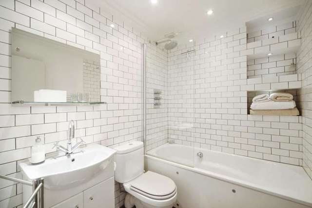  Image of 2 bedroom Flat to rent in Callow Street London SW3 at Callow Street  London, SW3 6BJ