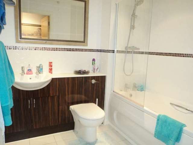  Image of 2 bedroom Apartment to rent in Victoria Wharf Watkiss Way Cardiff CF11 at Cambria, Victoria Wharf  Cardiff, CF11 0SA