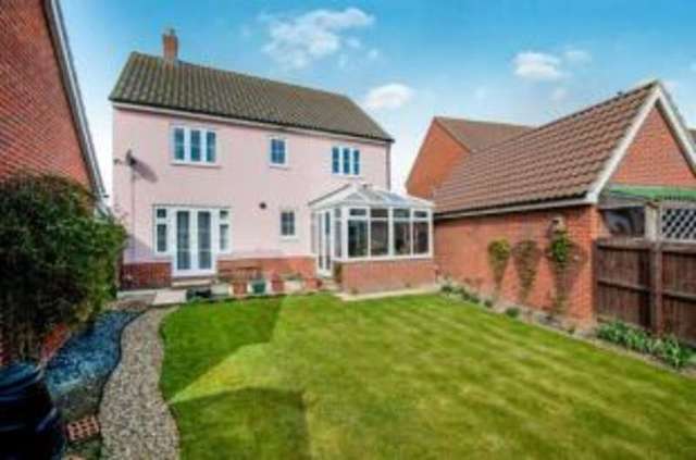  Image of 4 bedroom Detached house for sale in Beverley Close Carbrooke Thetford IP25 at Carbrooke Thetford Griston, IP25 6GS