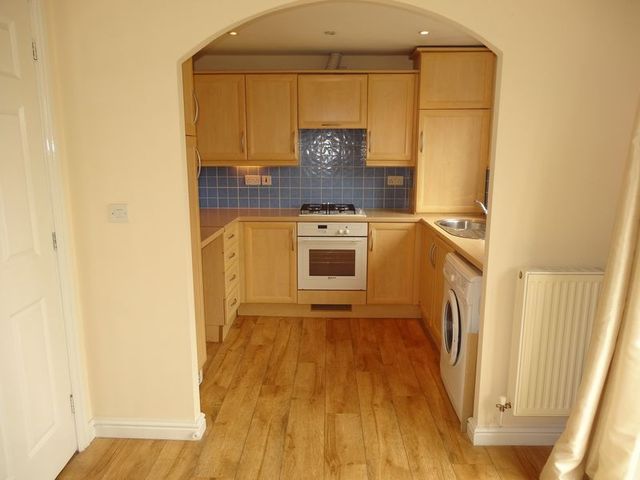  Image of 3 bedroom Semi-Detached house to rent in Chandlers Croft Ibstock LE67 at Chandlers Croft Ibstock Leicestershire, LE67 6PR