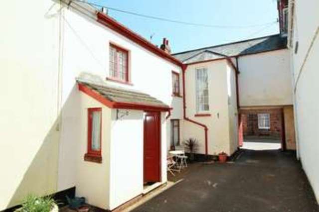  Image of 4 bedroom Property for sale in Chapel Street Tiverton EX16 at Chapel Street  Tiverton, EX16 6BU