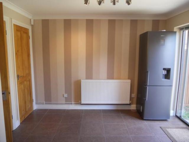  Image of 3 bedroom Semi-Detached house to rent in Chessington Close Bedford MK41 at Bedford Beds Beds, MK41 0SB