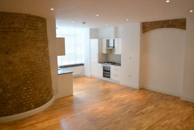  Image of 2 bedroom Flat to rent in Shepherdess Place London N1 at Old Street  Shoreditch, N1 7LJ