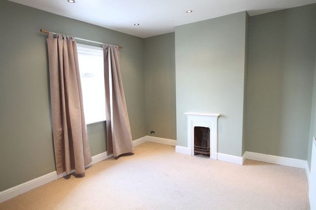  Image of 2 bedroom Property to rent in Christleton Road Great Boughton Chester CH3 at Christleton Road  Chester, CH3 5UG