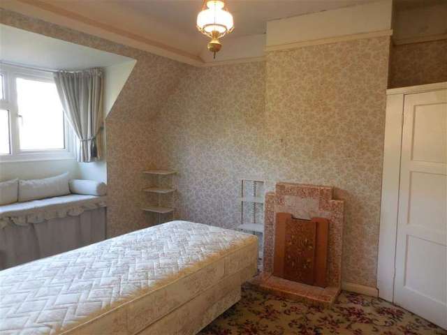  Image of 2 bedroom Semi-Detached house for sale in Church Green Staplehurst Tonbridge TN12 at Staplehurst Kent Staplehurst, TN12 0BG