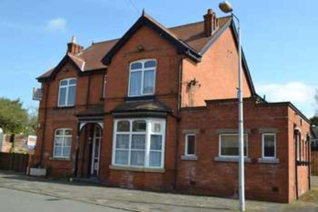  Image of 6 bedroom Property for sale in Church Street Kirton Lindsey Gainsborough DN21 at 8 Church Street  Gainsborough, DN21 4PN
