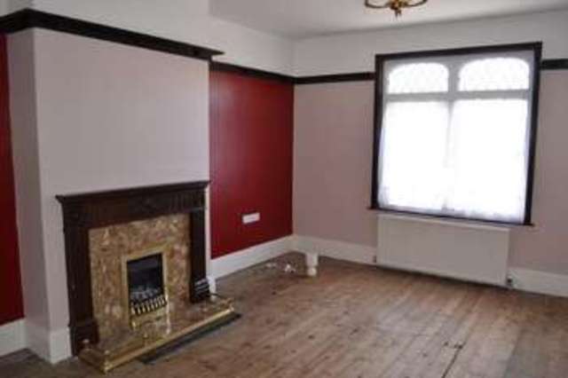  Image of 6 bedroom Property for sale in Church Street Kirton Lindsey Gainsborough DN21 at 8 Church Street  Gainsborough, DN21 4PN