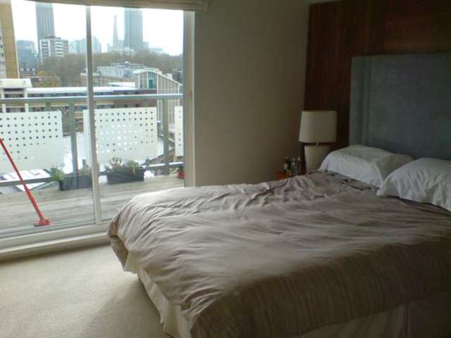  Image of 2 bedroom Flat to rent in Dingley Road London EC1V at London Goswell Road, EC1V 8BW