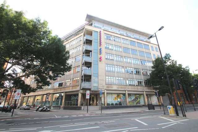  Image of 2 bedroom Apartment to rent in City Road London EC1V at City Road  London, EC1V 2PQ