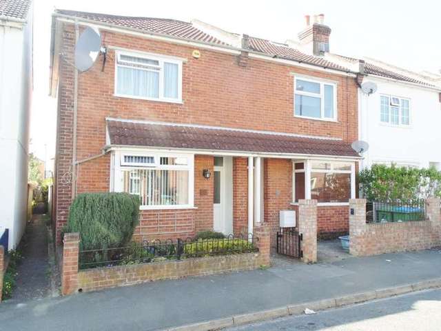  Image of 3 bedroom Semi-Detached house for sale in Clarendon Road Southampton SO16 at Shirley  Southampton, SO16 4GD