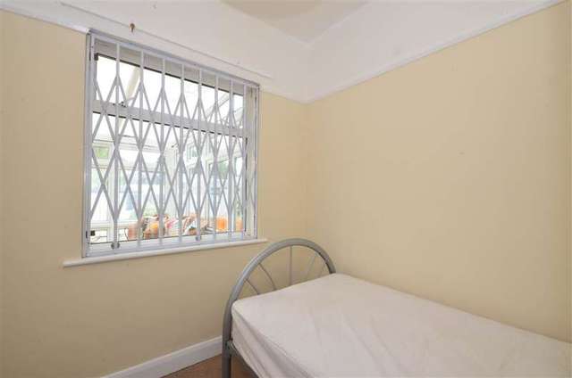  Image of 2 bedroom Detached house for sale in Claybury Broadway Clayhall Ilford IG5 at Clayhall Essex Ilford, IG5 0JA