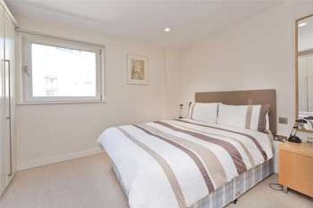  Image of 1 bedroom Flat to rent in Clerkenwell Road London EC1M at London  Goswell Road, EC1M 5PN