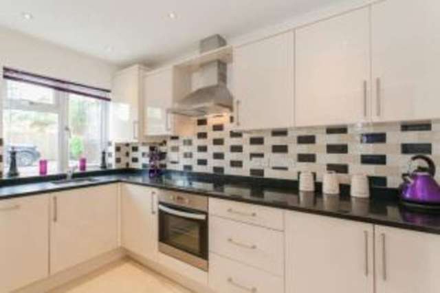  Image of 3 bedroom Detached house for sale in Quickley Lane Chorleywood Rickmansworth WD3 at Quickley Lane Chorleywood Heronsgate, WD3 5PG