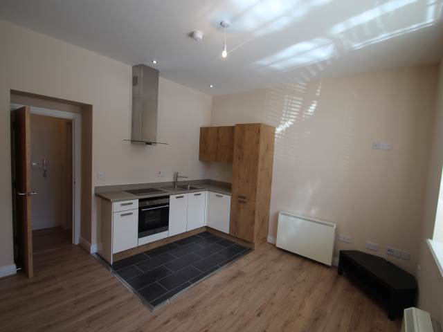  Image of 1 bedroom Flat to rent in Gold Tops Newport NP20 at Shire Hall Newport Newport, NP20 5HB