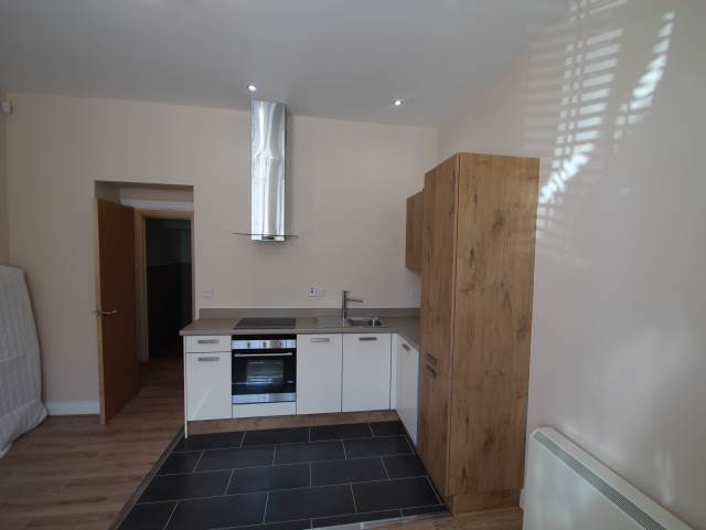  Image of 1 bedroom Flat to rent in Gold Tops Newport NP20 at Shire Hall Newport Newport, NP20 5HB