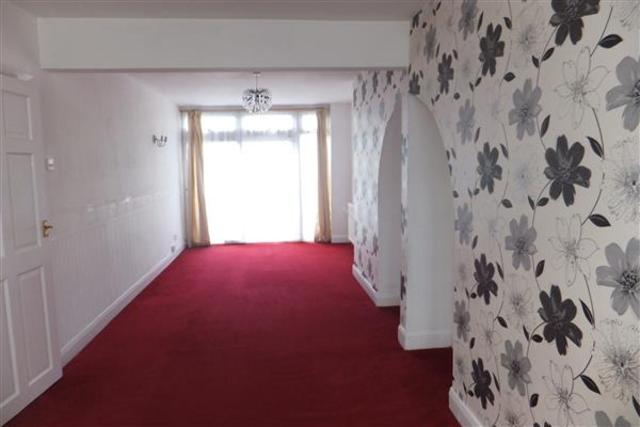  Image of 3 bedroom Semi-Detached house to rent in Coventry Road Yardley Birmingham B25 at Sheldon, B26 1BG