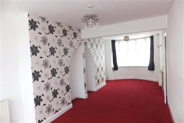  Image of 3 bedroom Semi-Detached house to rent in Coventry Road Yardley Birmingham B25 at Sheldon, B26 1BG