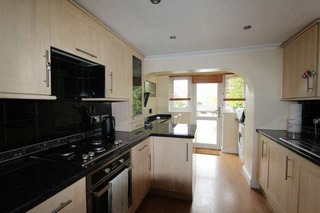  Image of 3 bedroom Terraced house for sale in Dalmally Road Addiscombe Croydon CR0 at Dalmally Road  Shirley, CR0 6LS
