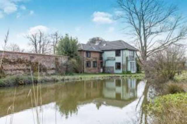  Image of 4 bedroom Detached house for sale in Main Road Darsham Saxmundham IP17 at Darsham Saxmundham Darsham, IP17 3PP