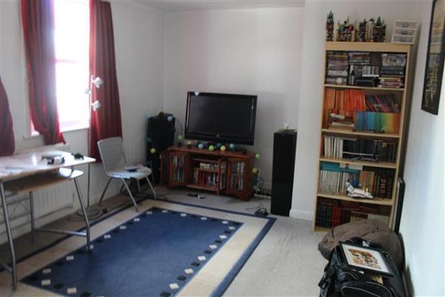  Image of 1 bedroom Flat to rent in Deptford High Street London SE8 at Deptford High Street, SE8 3PQ