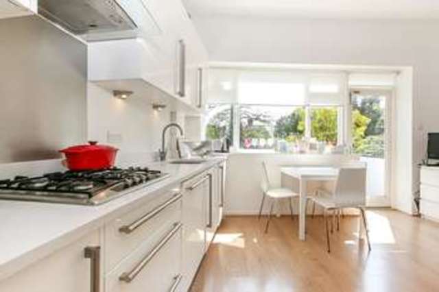  Image of 1 bedroom Flat to rent in Downside Crescent London NW3 at Belsize Park London Belsize Park, NW3 2AP