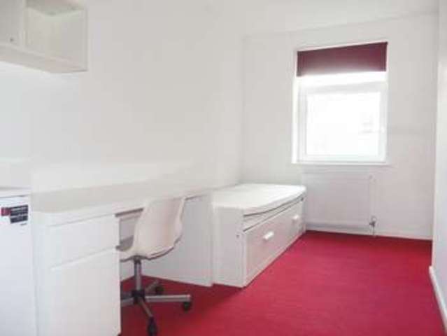  Image of 1 bedroom Detached house to rent in Crendon Street High Wycombe HP13 at 24-28 Crendon Street  High Wycombe, HP13 6LS