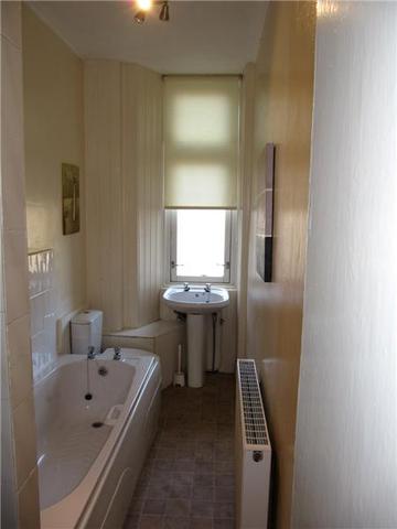  Image of 2 bedroom Flat to rent in Duke Street Dennistoun Glasgow G31 at Dennistoun Glasgow Glasgow, G31 1RD