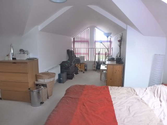  Image of 2 bedroom Flat for sale in Sydenham Road Croydon CR0 at Croydon Croydon, CR0 2FH