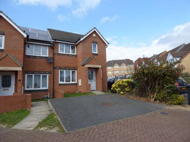  Image of 3 bedroom Semi-Detached house for sale in Dunraven Avenue Luton LU1 at Dunraven Avenue Dallow Road Luton, LU1 1TP