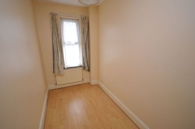  Image of 3 bedroom Semi-Detached house for sale in Dunstable Road Luton LU4 at Dunstable Road  Luton, LU4 8QR