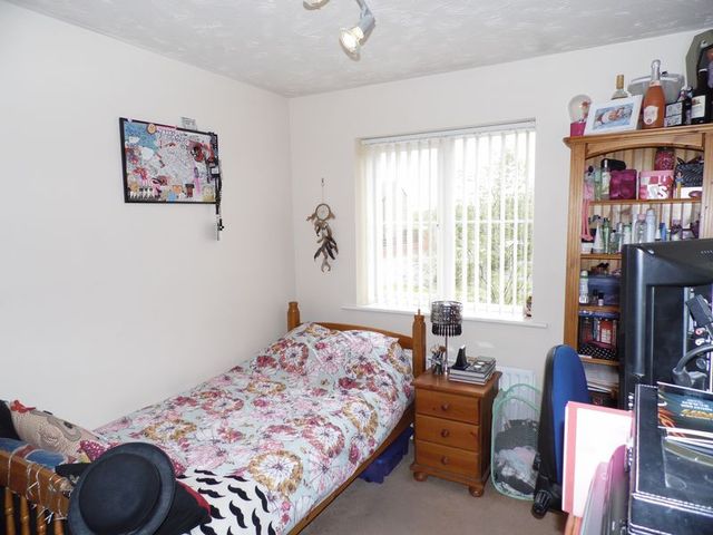  Image of 4 bedroom Detached house for sale in Eagle Lane Tipton DY4 at Eagle Lane  Tipton, DY4 0JE