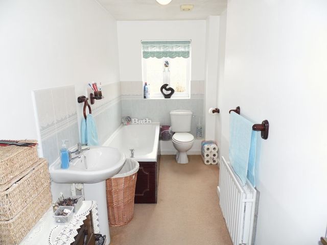  Image of 4 bedroom Detached house for sale in Eagle Lane Tipton DY4 at Eagle Lane  Tipton, DY4 0JE