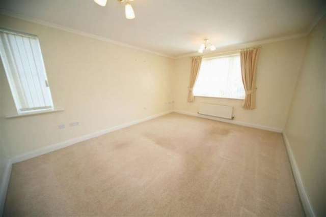  Image of 2 bedroom Apartment for sale in Manchester Road Haslingden Rossendale BB4 at EDENHURST APARTMENTS HASLINGDEN ROSSENDALE, BB4 6LJ
