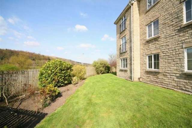  Apartments On Farrow Road for Large Space