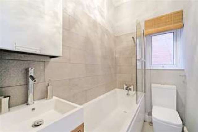  Image of Studio flat for sale in Ellesmere Road London W4 at London  Chiswick, W4 3DU