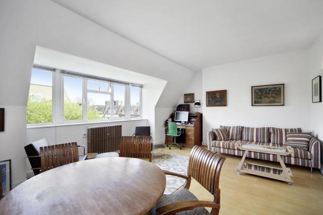  Image of 2 bedroom Flat for sale in Elm Park Gardens London SW10 at Elm Park Gardens  London, SW10 9PA