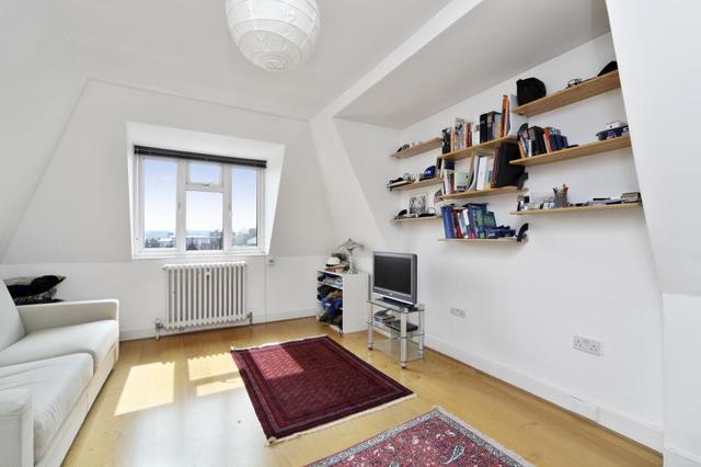  Image of 2 bedroom Flat for sale in Elm Park Gardens London SW10 at Elm Park Gardens  London, SW10 9PA