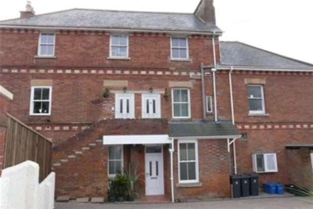  Image of 2 bedroom Flat to rent in Douglas Avenue Exmouth EX8 at Exmouth, EX8 2EY