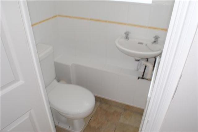  Image of 3 bedroom Semi-Detached house to rent in Farmlands Close St. Leonards-on-Sea TN37 at East Sussex, TN37 7UE