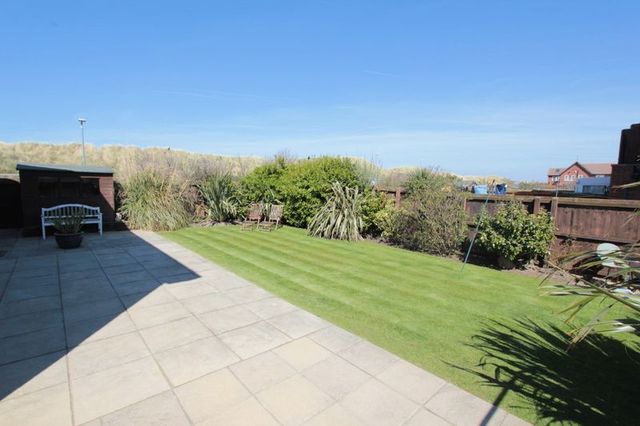  Image of 4 bedroom Detached house for sale in Ffordd Idwal Prestatyn LL19 at Ffordd Idwal  Prestatyn, LL19 7JG