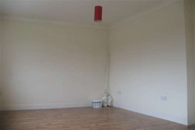  Image of 2 bedroom Maisonette to rent in Firtree Way Southampton SO19 at Southampton, SO19 8AY