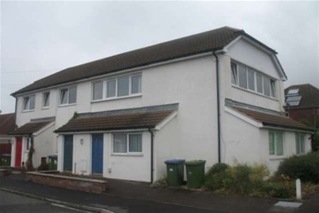  Image of 2 bedroom Maisonette to rent in Firtree Way Southampton SO19 at Southampton, SO19 8AY
