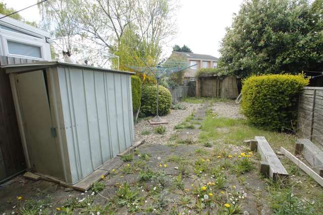  Image of 4 bedroom Town House for sale in Kernow Crescent Fishermead Milton Keynes MK6 at Kernow Crescent Fishermead Milton Keynes, MK6 2LD