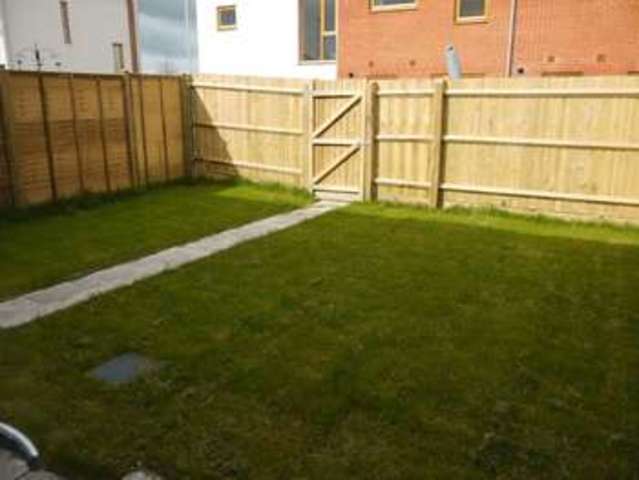  Image of 4 bedroom Terraced house to rent in Flotilla Promenade Street BA16 at Flotilla Promenade  Street, BA16 0GL