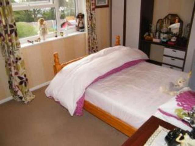  Image of 2 bedroom Flat for sale in Foxwalks Avenue Bromsgrove B61 at Bromsgrove Worcestershire Bromsgrove, B61 7ND