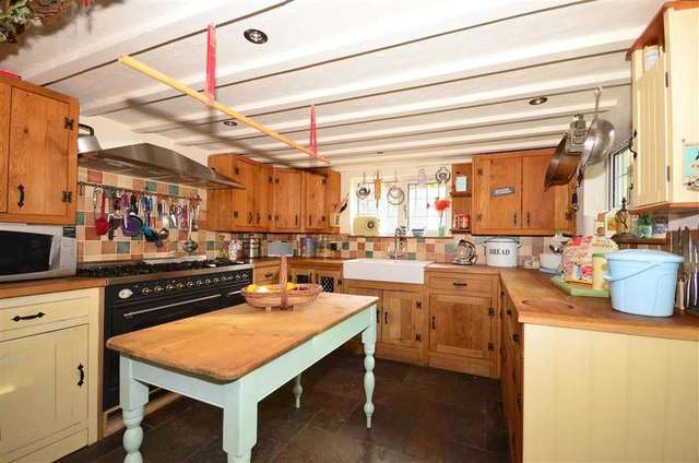  Image of 3 bedroom End of Terrace for sale in Gallows Wood Fawkham Longfield DA3 at Fawkham Longfield Longfield, DA3 8NE