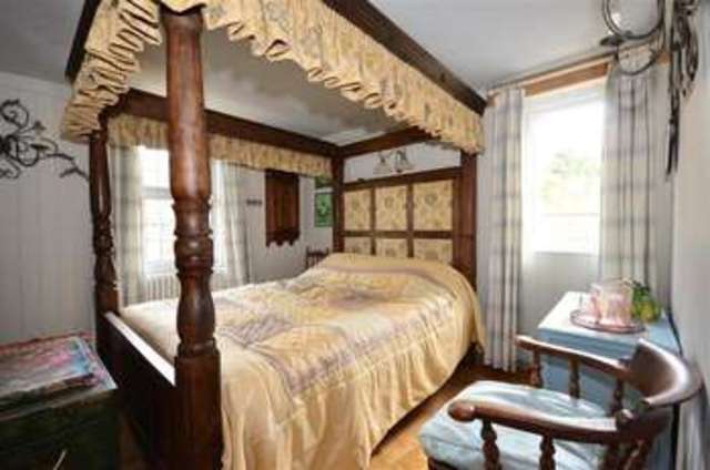  Image of 3 bedroom End of Terrace for sale in Gallows Wood Fawkham Longfield DA3 at Fawkham Longfield Longfield, DA3 8NE